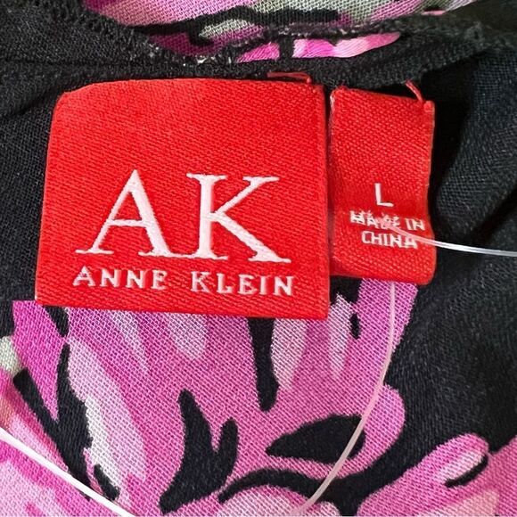 Anne Klein Criss Cross Back Romantic Chrysanthemum Floral Cami, Size Large - Picture 7 of 9